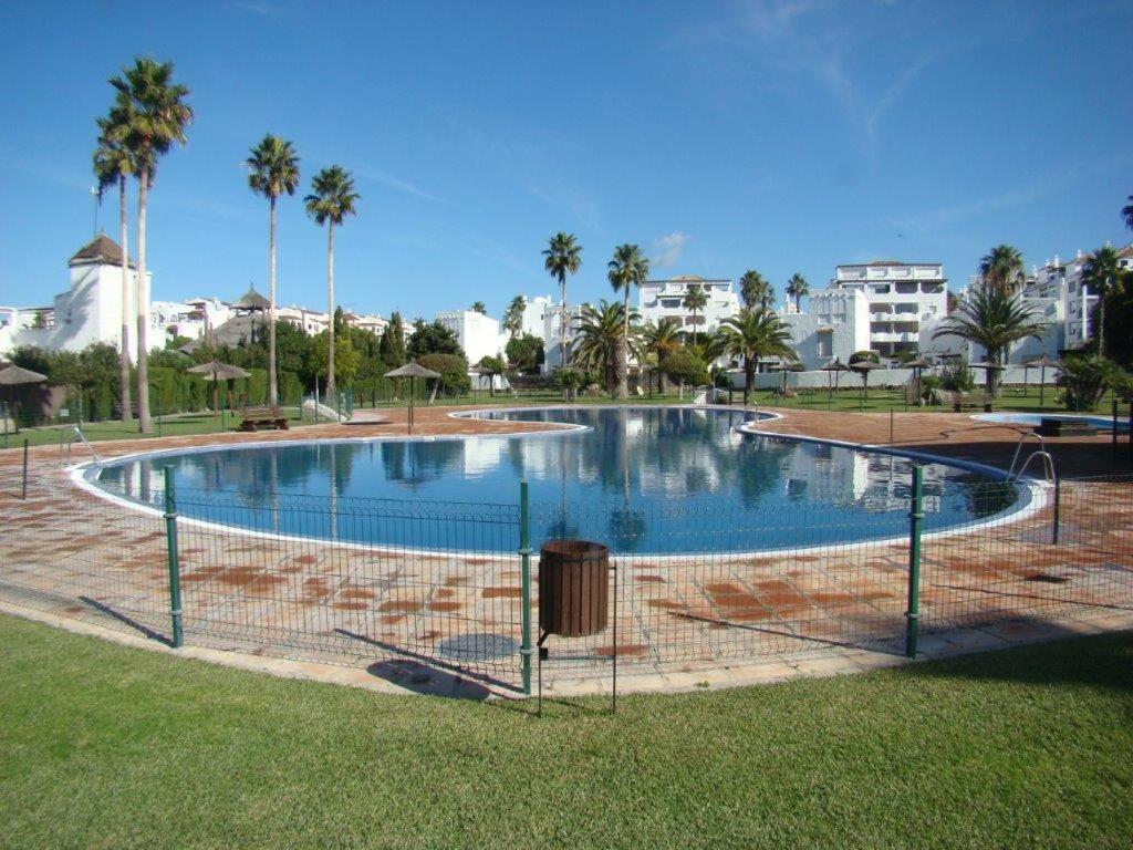 Ref. 72 Apartamento En Bahia Plata Zahara de los Atunes Luaran gambar